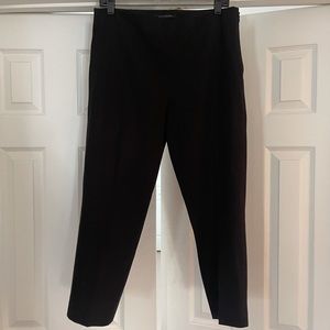 Elie Tahari black capris